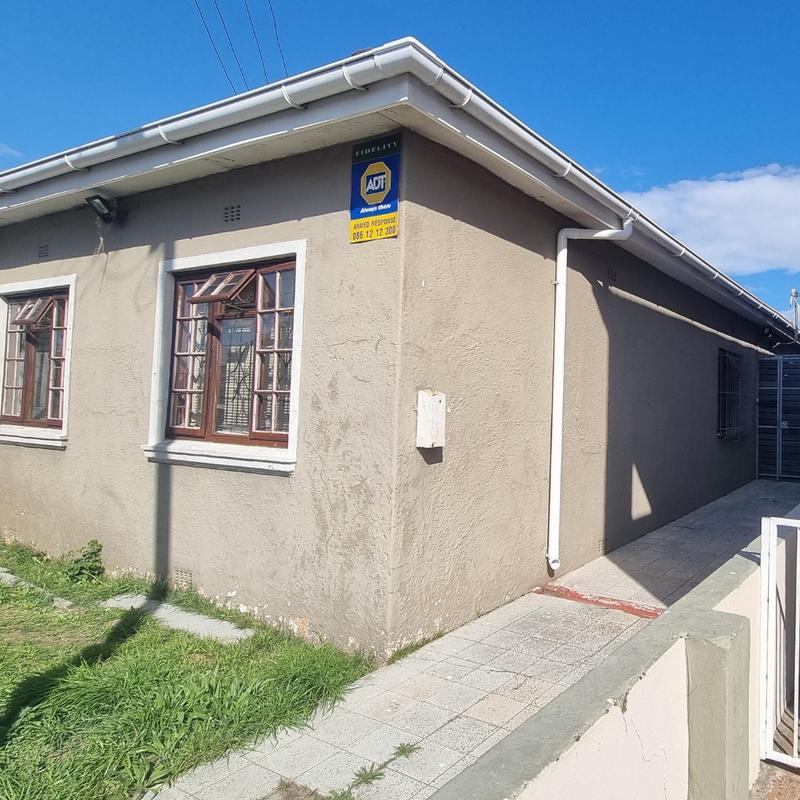 3 Bedroom Property for Sale in Kensington Western Cape